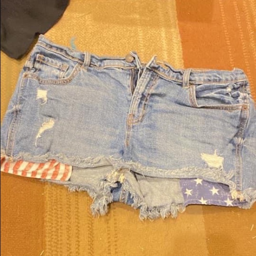 Size: 8
Brand: old navy